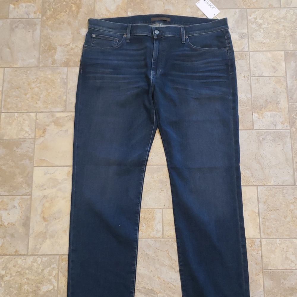 Joe's  jeans the Brixton straight and narrow